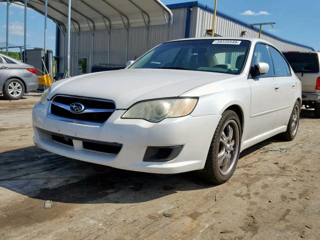 4S3BL616797231584 - 2009 SUBARU LEGACY 2.5 WHITE photo 2