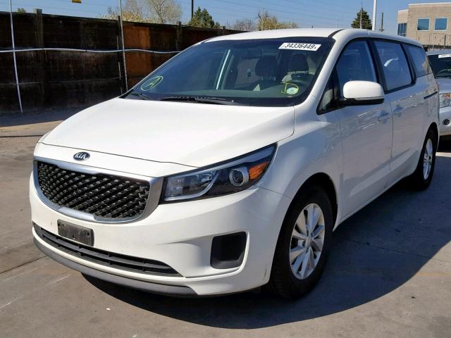 KNDMA5C10F6041380 - 2015 KIA SEDONA L WHITE photo 2