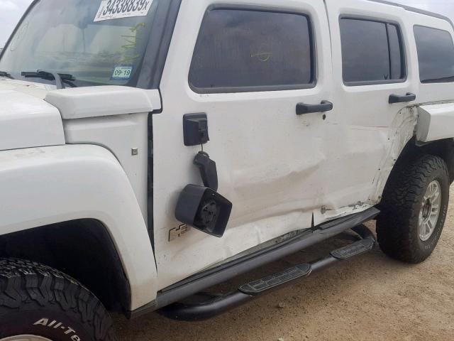 5GTEN13E688116362 - 2008 HUMMER H3 WHITE photo 9