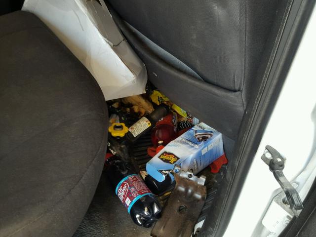 1GCDSCFE3B8140936 - 2011 CHEVROLET COLORADO L WHITE photo 9