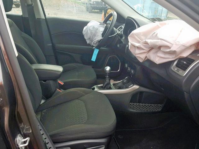 3C4NJDAB2HT642017 - 2017 JEEP COMPASS SP 石墨色 照片 5