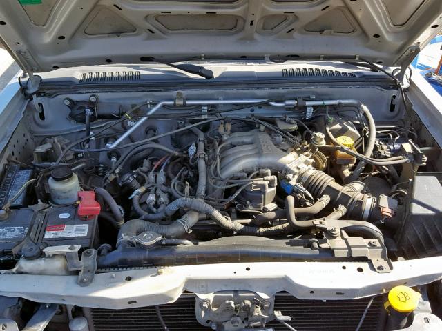 1N6ED29X63C468045 - 2003 NISSAN FRONTIER C SILVER photo 7