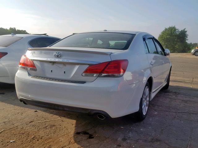 4T1BK3DBXBU421778 - 2011 TOYOTA AVALON BAS WHITE photo 4