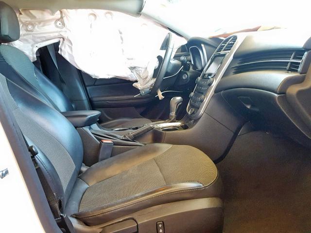 1G11C5SL1FF282776 - 2015 CHEVROLET MALIBU 1LT WHITE photo 5