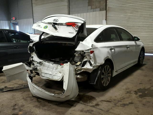 5NPE34AF0FH238093 - 2015 HYUNDAI SONATA SPO WHITE photo 4