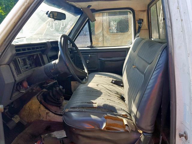 1FDJF37L1ENA69547 - 1984 FORD F350 WHITE photo 5