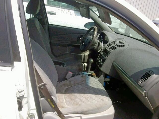 1G1ZT62865F189433 - 2005 CHEVROLET MALIBU MAX WHITE photo 5