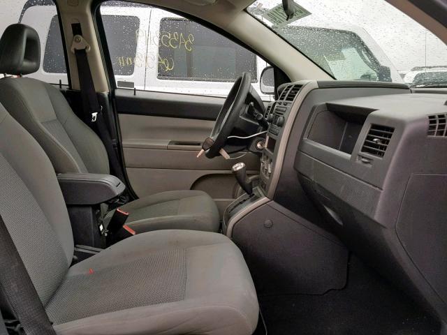 1J8FF47W97D139310 - 2007 JEEP COMPASS BLUE photo 5