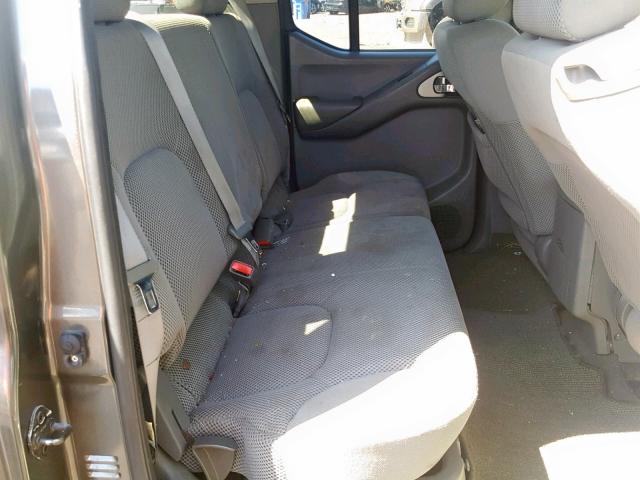 1N6AD07W18C439105 - 2008 NISSAN FRONTIER C GRAY photo 6