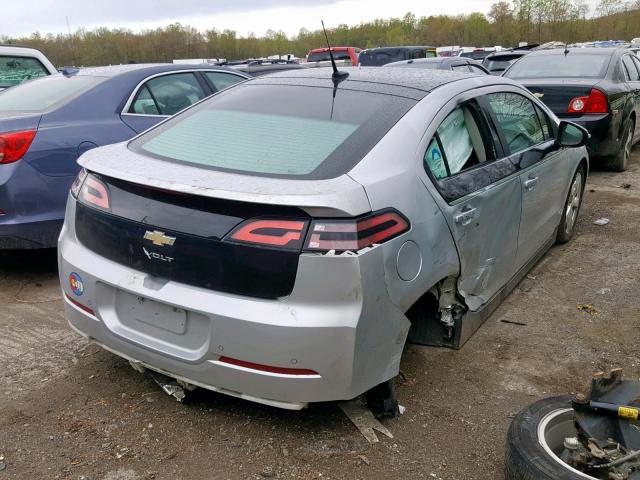 1G1RB6E45CU104232 - 2012 CHEVROLET VOLT SILVER photo 4