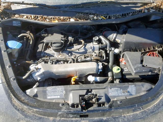 3VWCD21C2YM481185 - 2000 VOLKSWAGEN NEW BEETLE შავი ფოტო 7