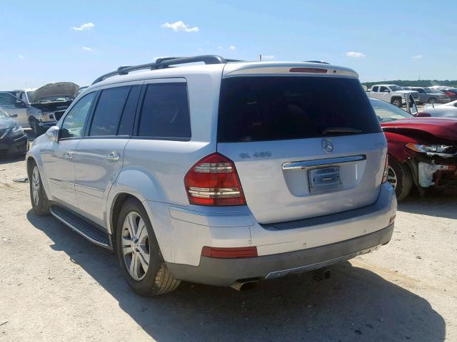 4JGBF71E68A386385 - 2008 MERCEDES-BENZ GL 450 4MA SILVER photo 3