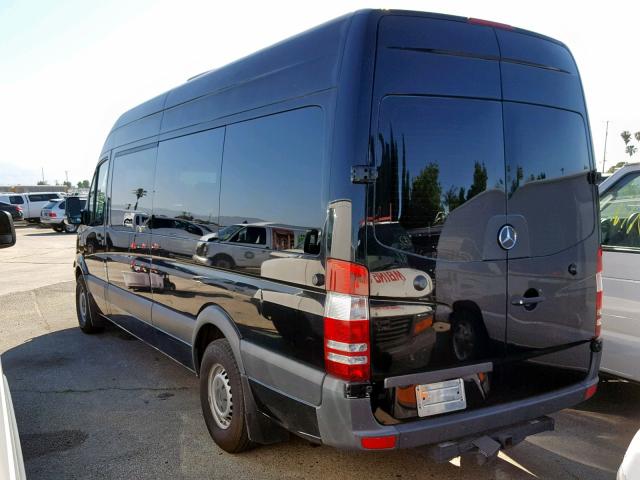 WDZPE8CD6D5745504 - 2013 MERCEDES-BENZ SPRINTER 2 BLACK photo 3