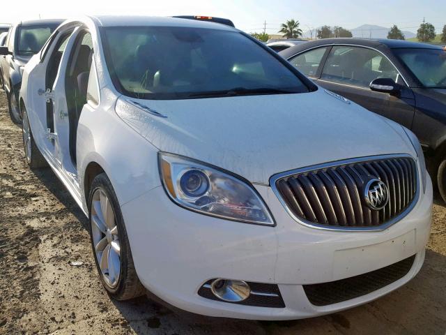 1G4PS5SK7G4157866 - 2016 BUICK VERANO WHITE photo 1