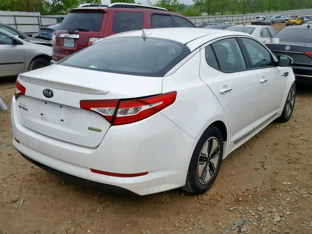 KNAGM4AD2D5040002 - 2013 KIA OPTIMA HYB WHITE photo 4