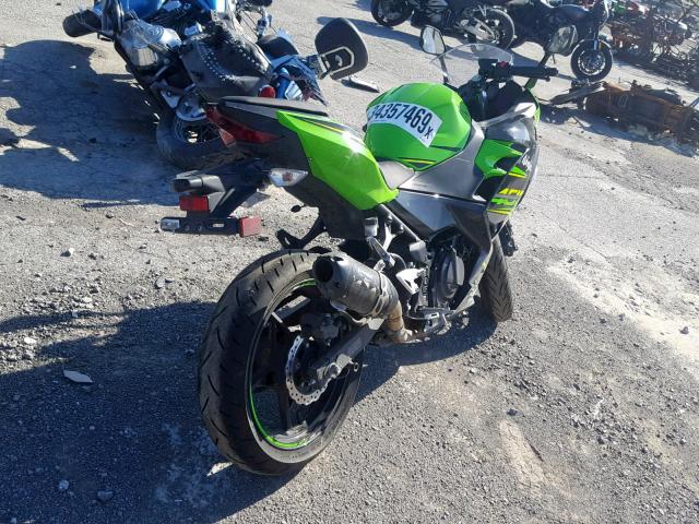 JKAEXKG13JDA02084 - 2018 KAWASAKI EX400 GREEN photo 4