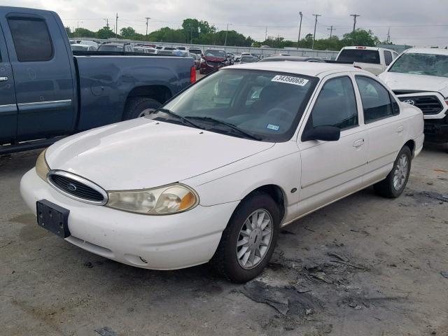 1FAFP6630YK107212 - 2000 FORD CONTOUR SE WHITE photo 2