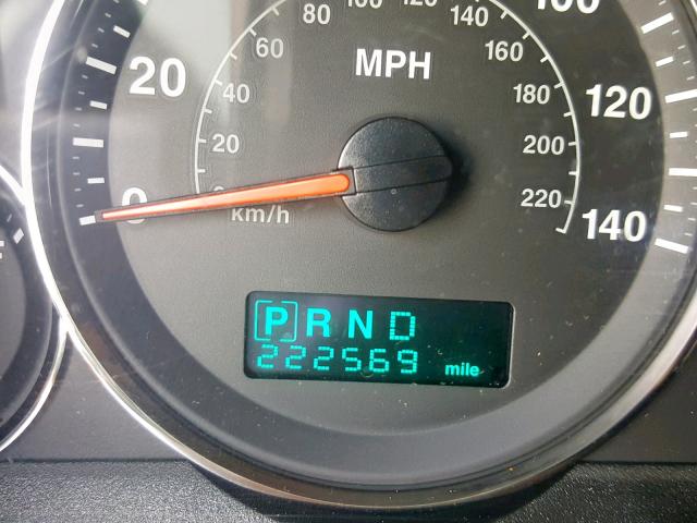 1J8HG58286C168292 - 2006 JEEP COMMANDER 勃艮第红 照片 8