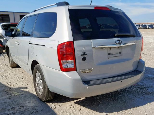 KNDMG4C79C6472504 - 2012 KIA SEDONA LX SILVER photo 3