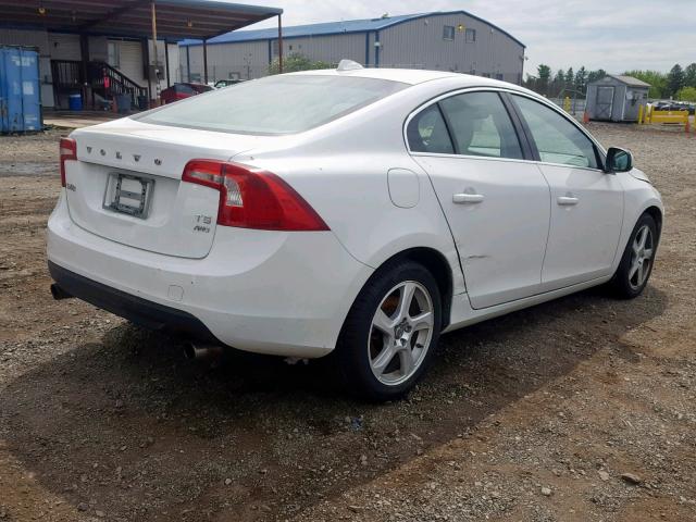 YV1612FH2D2188055 - 2013 VOLVO S60 T5 WHITE photo 4