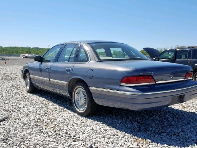 2FACP74W1NX140332 - 1992 FORD CROWN VICT GRAY photo 3