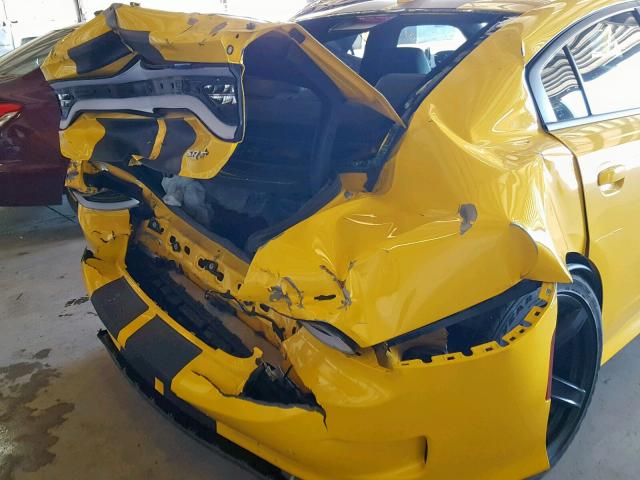2C3CDXL93HH503330 - 2017 DODGE CHARGER SR YELLOW photo 9