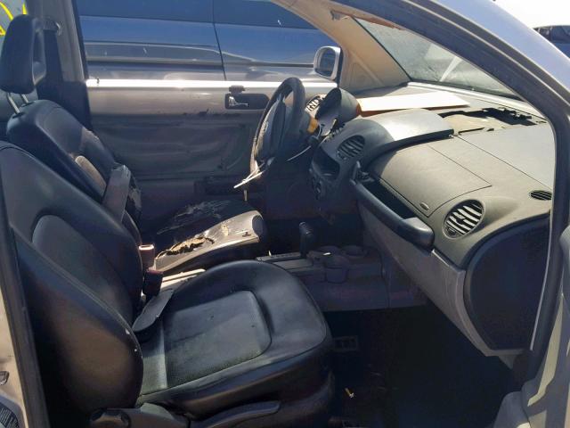 3VWCT21C41M406724 - 2001 VOLKSWAGEN NEW BEETLE 银色 照片 5