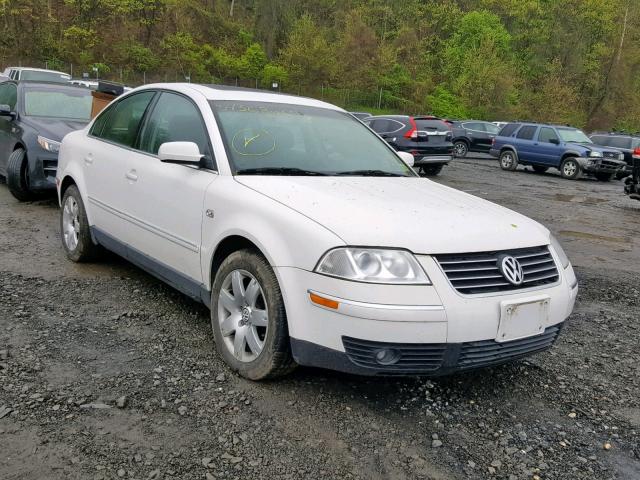 WVWTH63B21E158818 - 2001 VOLKSWAGEN PASSAT GLX WHITE photo 1