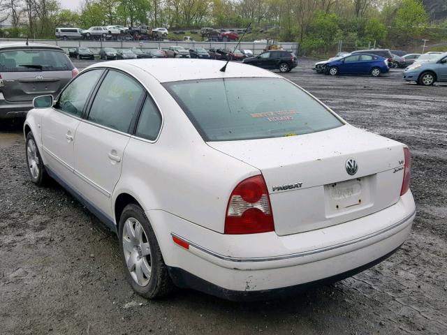 WVWTH63B21E158818 - 2001 VOLKSWAGEN PASSAT GLX 白色 照片 3