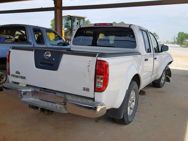 1N6AD07U19C404158 - 2009 NISSAN FRONTIER C WHITE photo 4