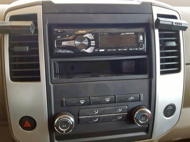 1N6AD07U19C404158 - 2009 NISSAN FRONTIER C WHITE photo 9