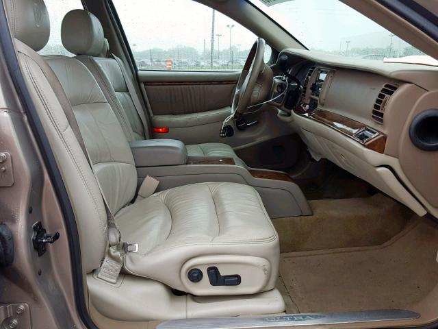 1G4CU541X44131500 - 2004 BUICK PARK AVENU TAN photo 5