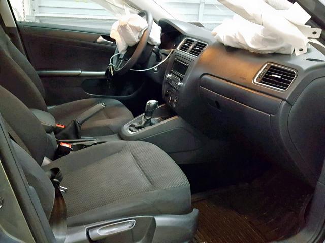 3VW2K7AJ4EM445166 - 2014 VOLKSWAGEN JETTA BASE CHARCOAL photo 5