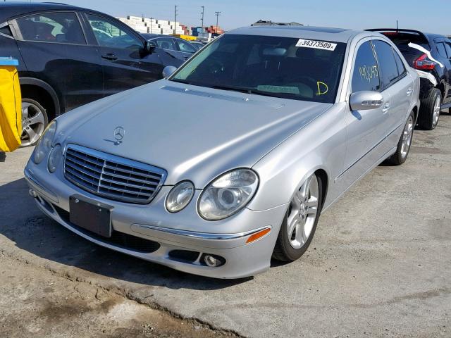 WDBUF56J96A950131 - 2006 MERCEDES-BENZ E 350 SILVER photo 2