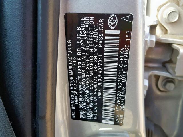 VNKKTUD30HA077041 - 2017 TOYOTA YARIS L SILVER photo 10