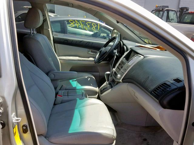 JTJHW31UX60015146 - 2006 LEXUS RX 400 SILVER photo 5