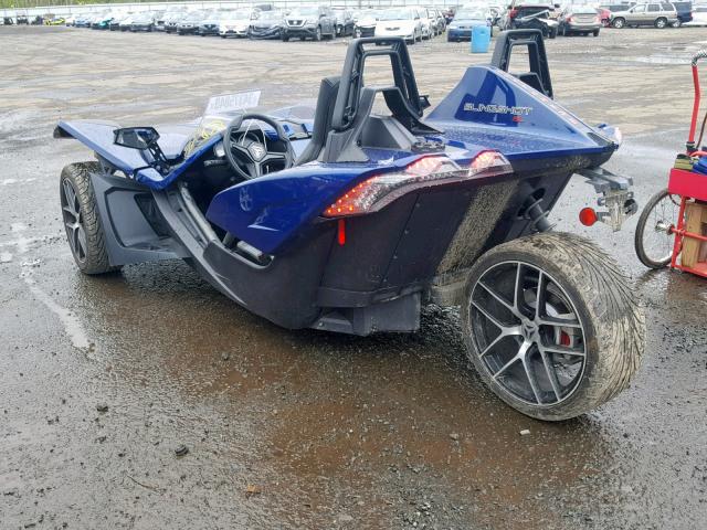 57XAAPFA0J8127917 - 2018 POLARIS SLINGSHOT BLUE photo 3