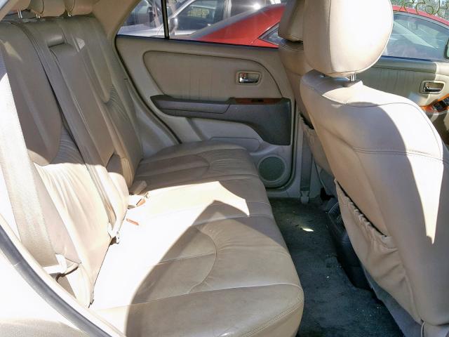 JTJGF10U620139135 - 2002 LEXUS RX 300 GOLD photo 6