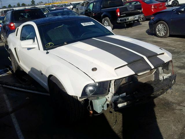 1ZVHT82H495124006 - 2009 FORD MUSTANG GT WHITE photo 1