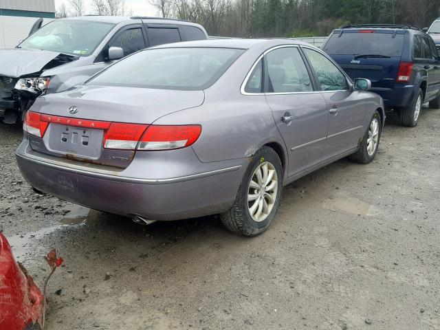 KMHFC46F56A126650 - 2006 HYUNDAI AZERA SE GRAY photo 4