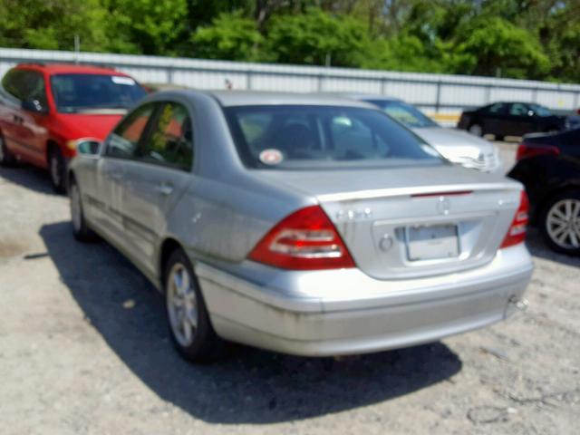 WDBRF84J84F543489 - 2004 MERCEDES-BENZ C 320 4MAT SILVER photo 3