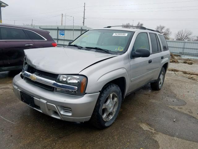 1GNDT13S482210653 - 2008 CHEVROLET TRAILBLAZER LS  photo 2