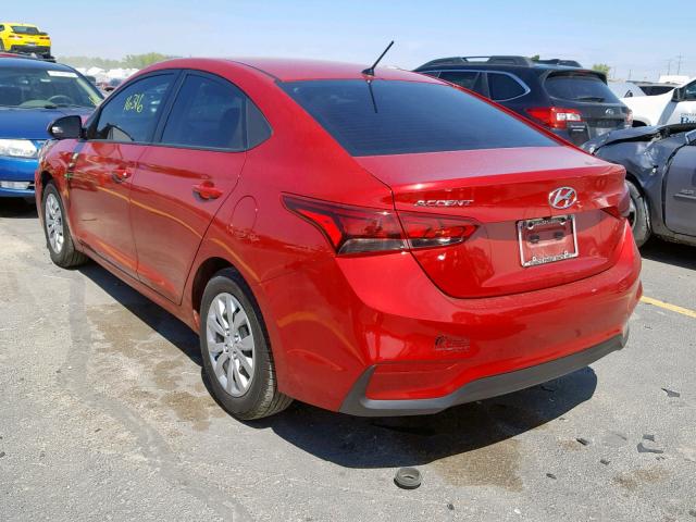 3KPC24A37JE034744 - 2018 HYUNDAI ACCENT SE RED photo 3