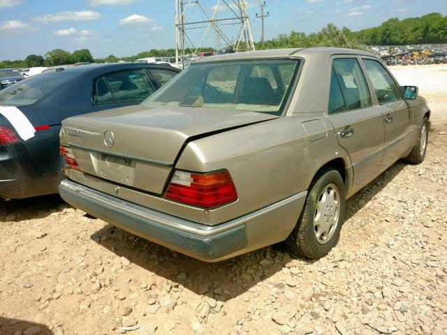 WDBEA32E8PB862358 - 1993 MERCEDES-BENZ 300 E GOLD photo 4