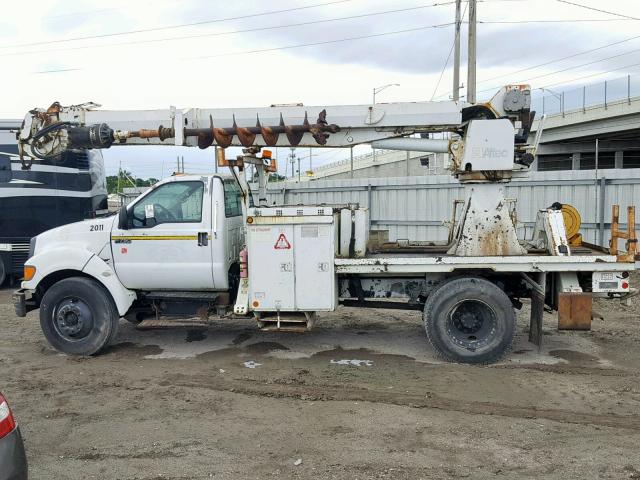 3FRXF76S86V336349 - 2006 FORD F750 SUPER WHITE photo 9