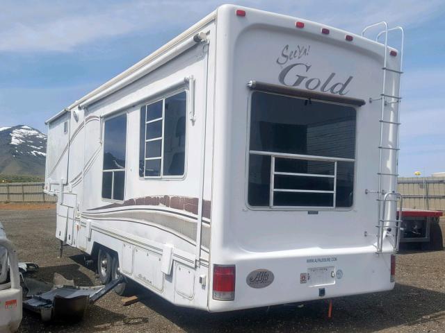 1AU3190206A013635 - 2006 OTHR 5TH WHEEL WHITE photo 3