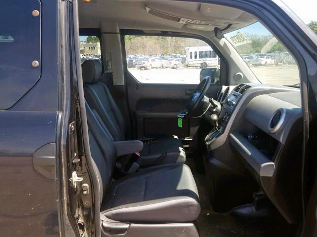 5J6YH28674L012743 - 2004 HONDA ELEMENT EX BLACK photo 5