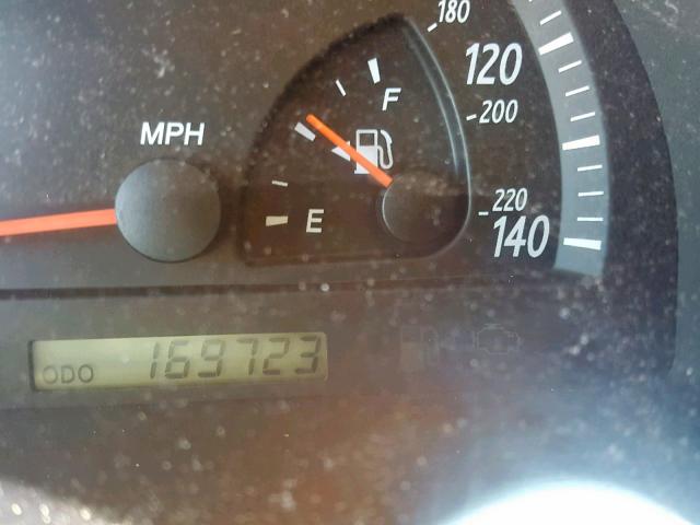 4T1BF30KX2U026090 - 2002 TOYOTA CAMRY LE WHITE photo 8