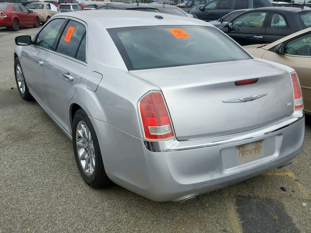 2C3CCACG1CH251116 - 2012 CHRYSLER 300 LIMITE SILVER photo 3