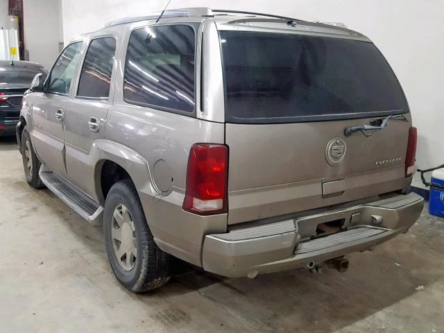 1GYEK63N22R115718 - 2002 CADILLAC ESCALADE L GOLD photo 3